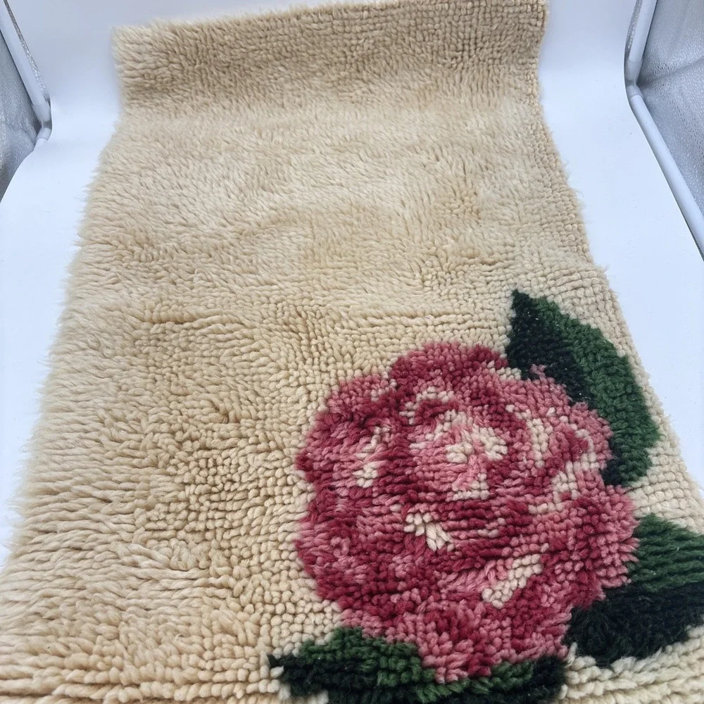 Vintage Latch Hook Red Cream Color Rug‎ With Floral Design